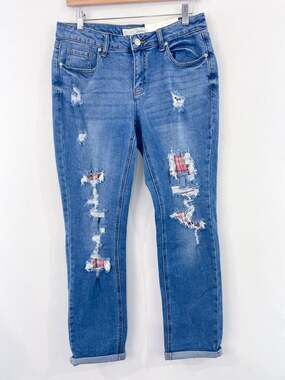NEW CATO Girlfriend Distressed Jeans size 6 Plaid Roll Cuff Mid Rise